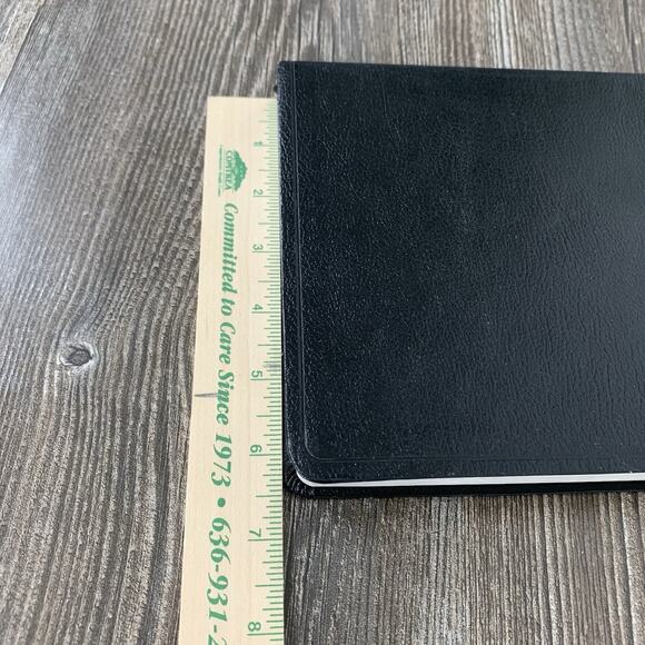 NIV Thinline Large Print Reference Bible Bonded Leather Zondervan 2011 Unmarked - Picture 4 of 11